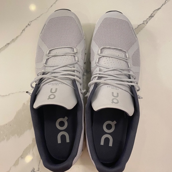 On Cloud 5 Mens Shoes - Picture 2 of 6